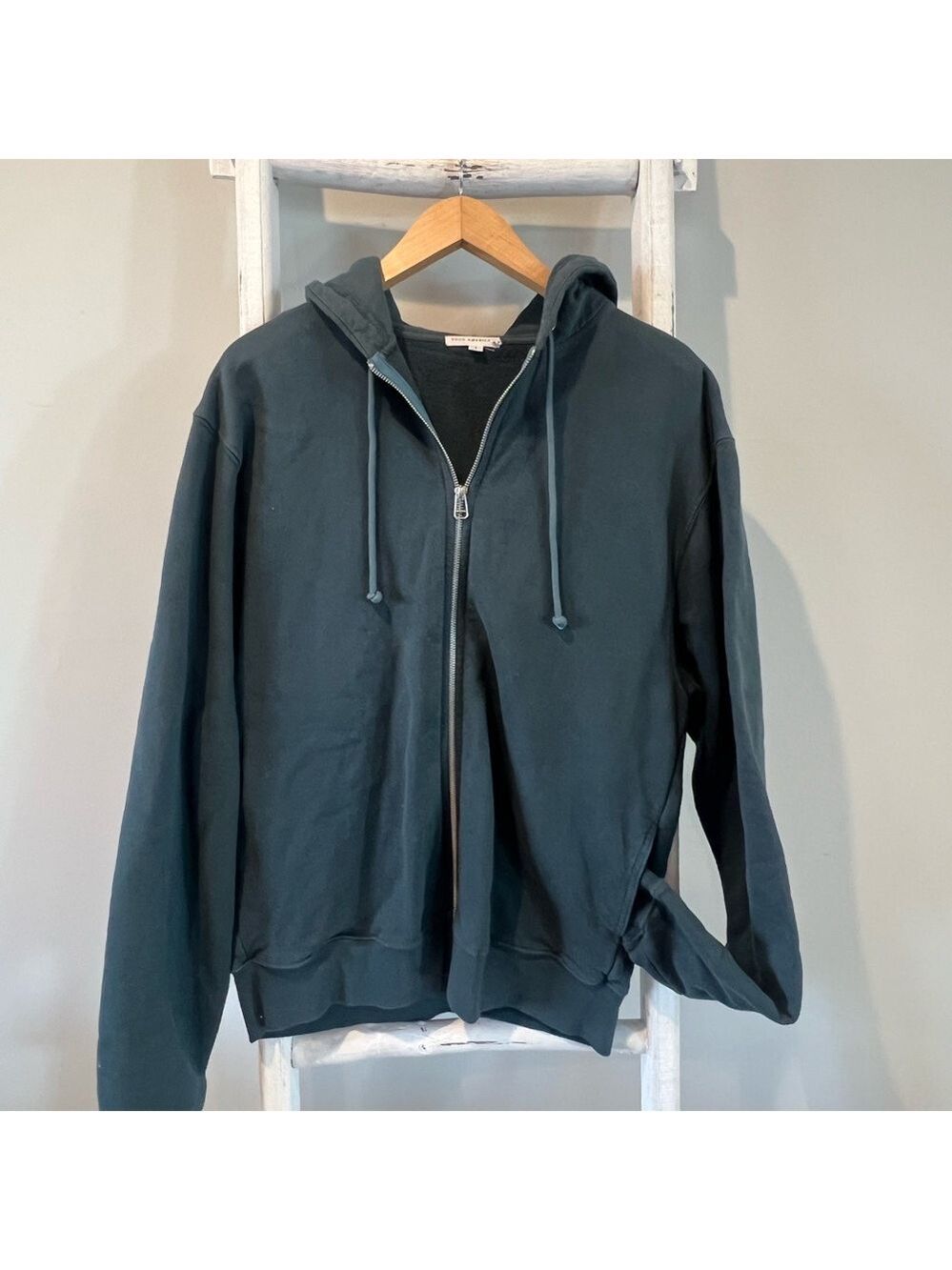Good American Men's Dark Green Hoodie full zip up size
Small